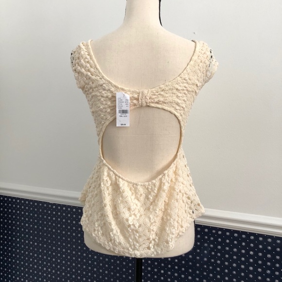 NTW Kirra Lace Peplum Tank Top with Open Back - Picture 3 of 10